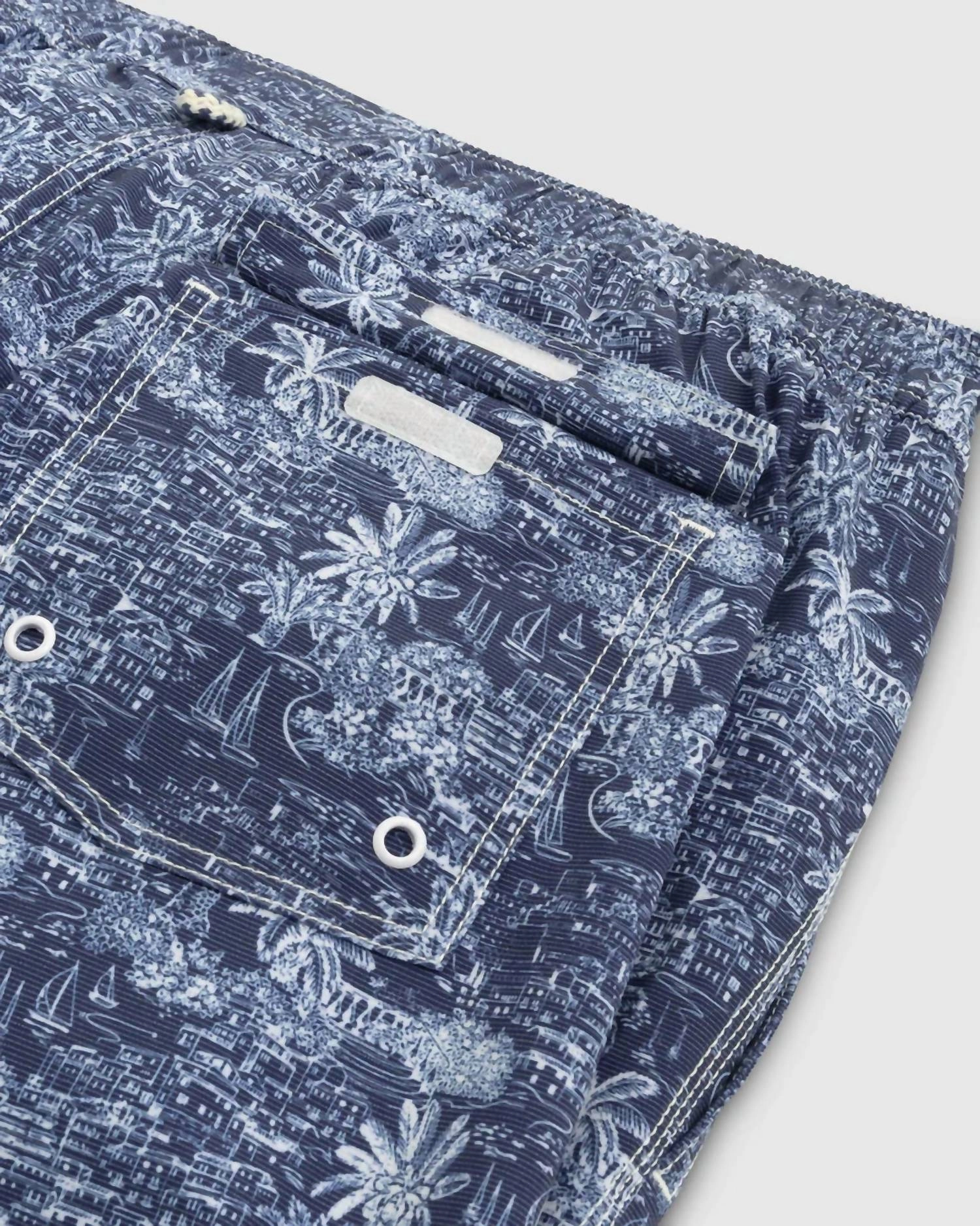 Half Elastic 7" Surf Shorts In Lake