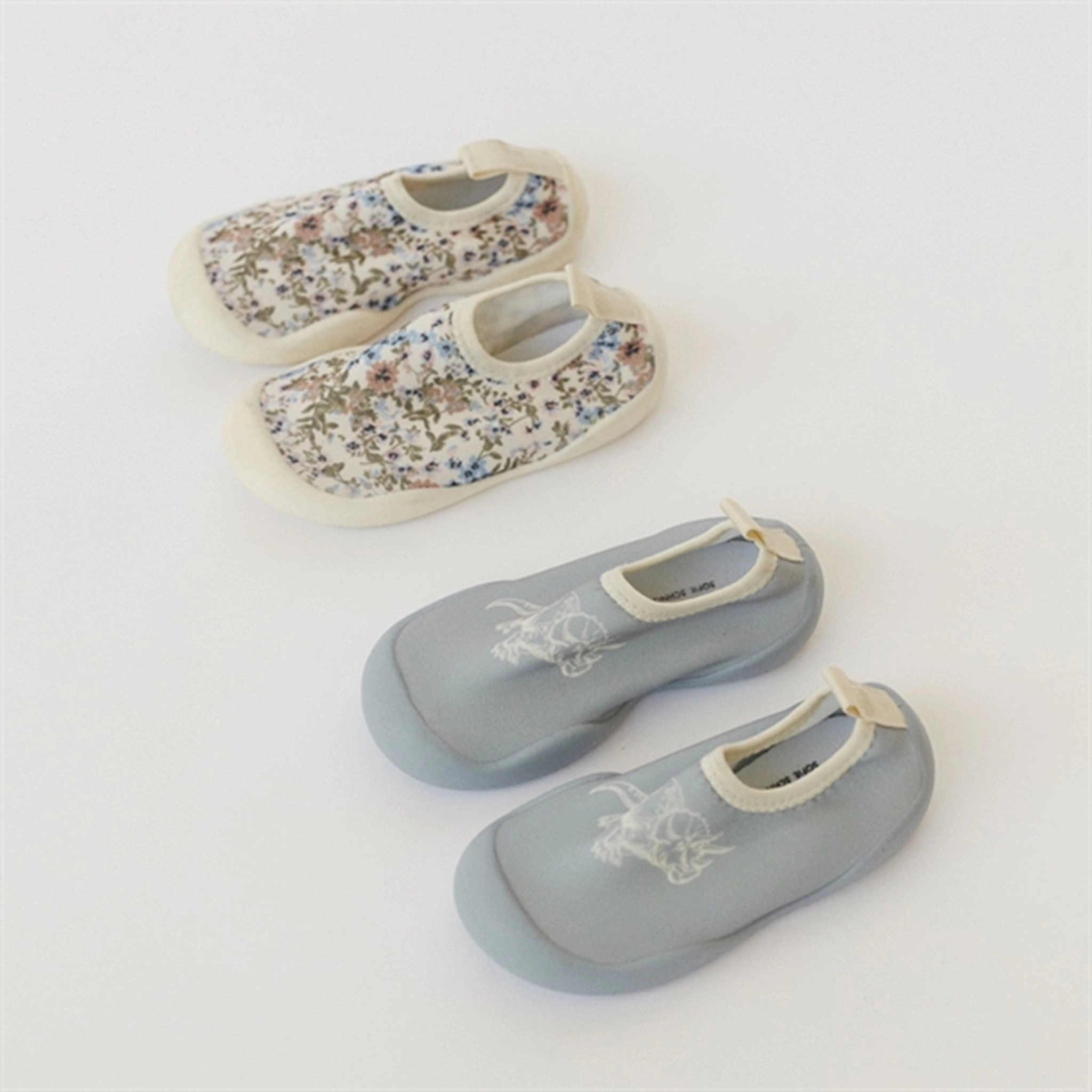 Sofie Schnoor Swim Shoe AOP Flower