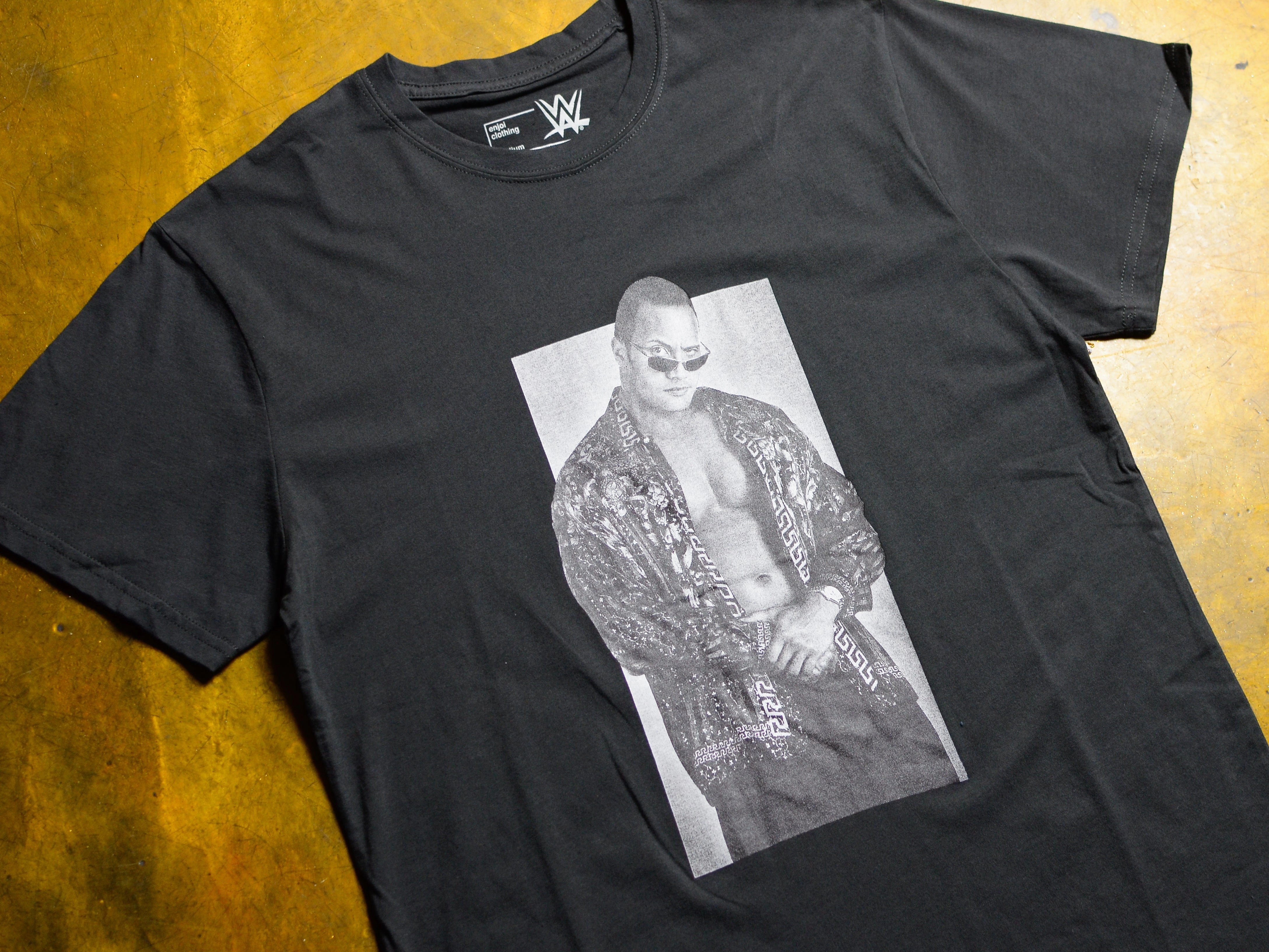 The Rock T-Shirt - Vintage Black